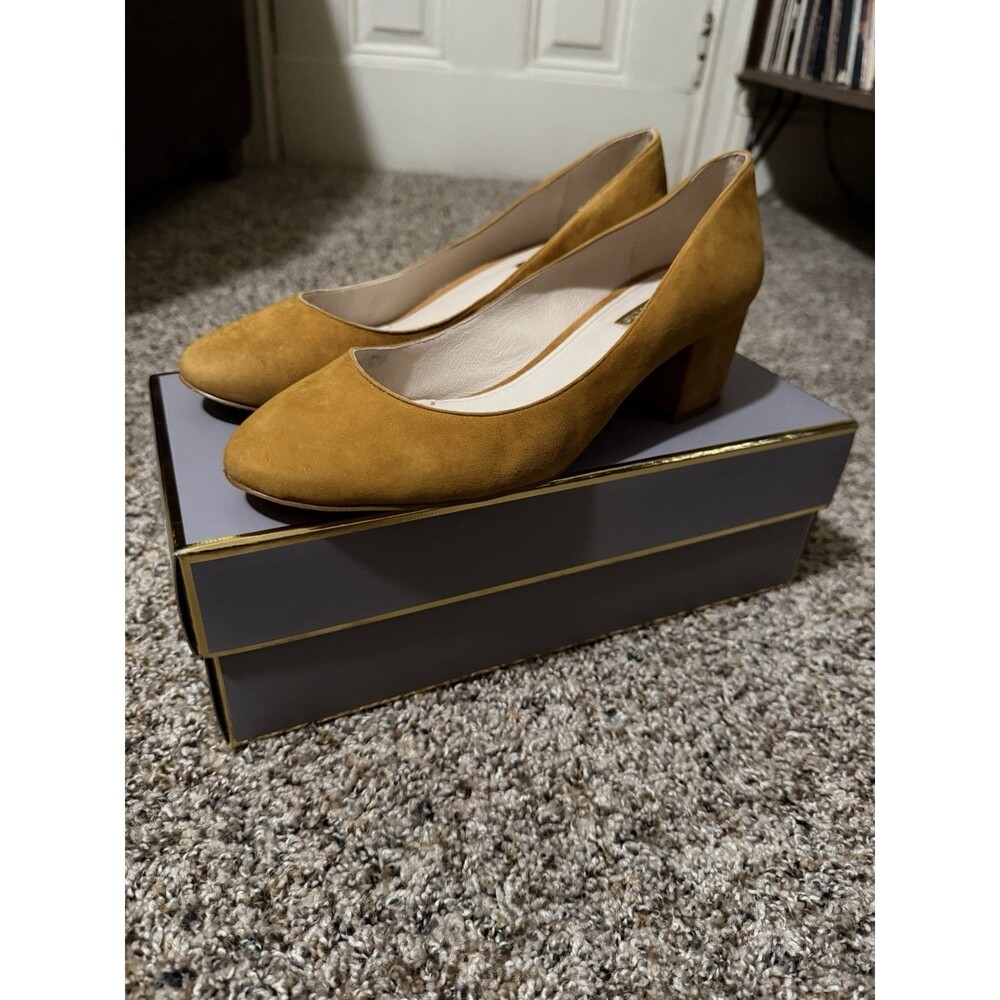 Louise et Cie LO-KNOX Cassia KidSuede Block Heel Pumps Mustard 8.5M w/Box